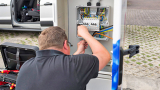 What it takes to accelerate EV charging in retail 