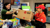 Żabka stores add shipping services across Polish network