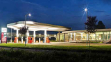 Italy has fewer stations from decade ago but those offering services on the rise