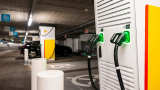 Shell installs 1,500th charger at Q-Park in the Netherlands