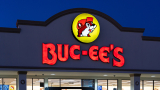 Buc-ee’s opens its largest travel center 