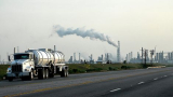 Natural gas powered vehicles fail to reduce greenhouse emissions