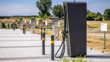 EU lawmakers back faster approvals for EV charging projects