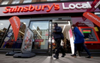 UK: Morrison’s ex-boss buys stake in rival Sainsbury’s