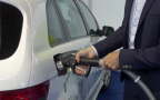 How to fill up a hydrogen-powered car