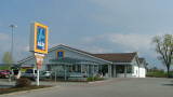 Aldi opens its first petrol station in Germany 