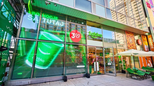 Żabka opens landmark 13,000th store in Warsaw