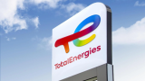 TotalEnergies closes retail networks sale to Alimentation Couche-Tard